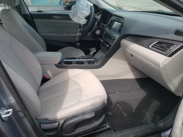 Photo 4 VIN: 5NPE34AF6GH273089 - HYUNDAI SONATA 