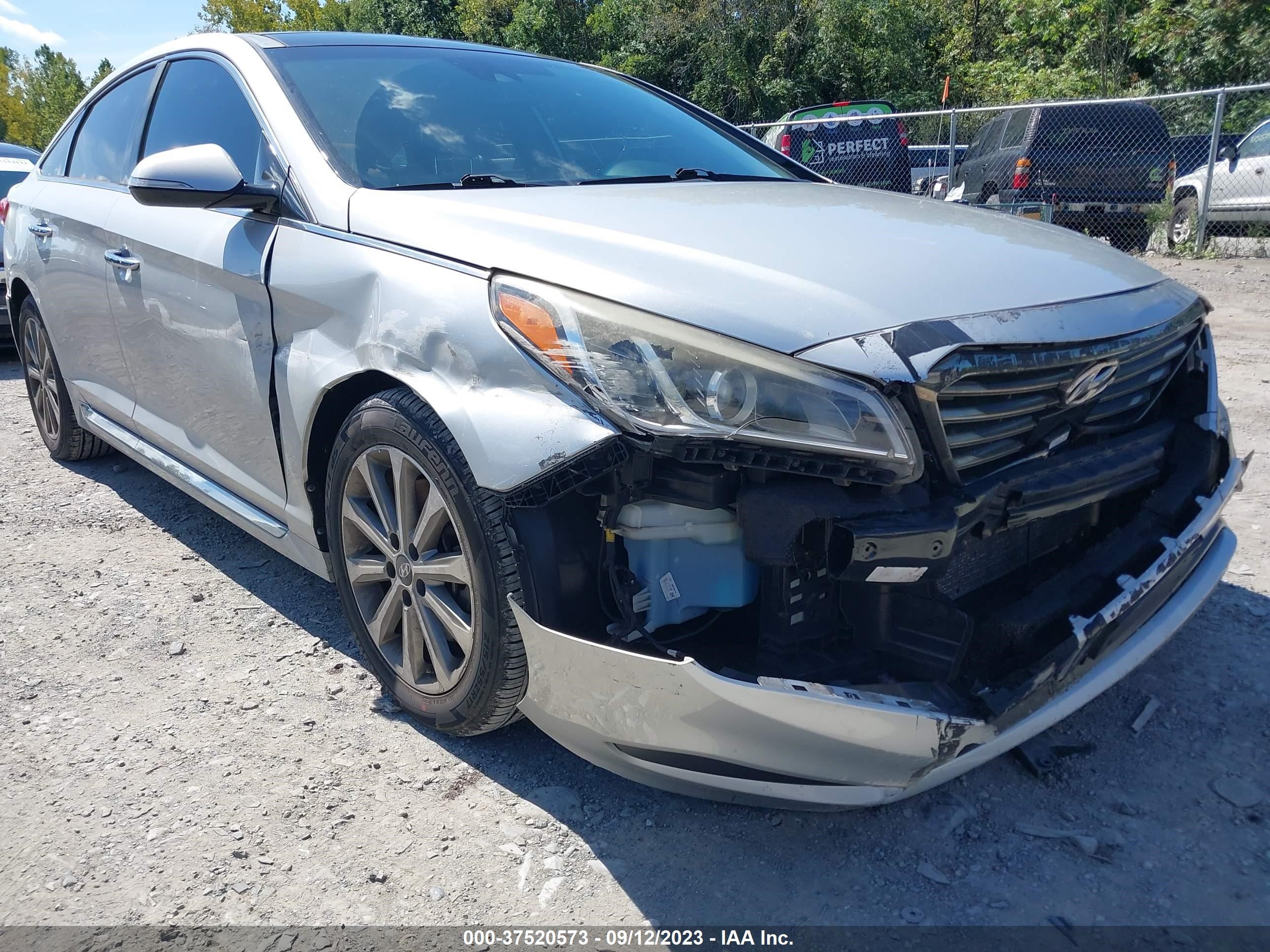 Photo 5 VIN: 5NPE34AF6GH315339 - HYUNDAI SONATA 