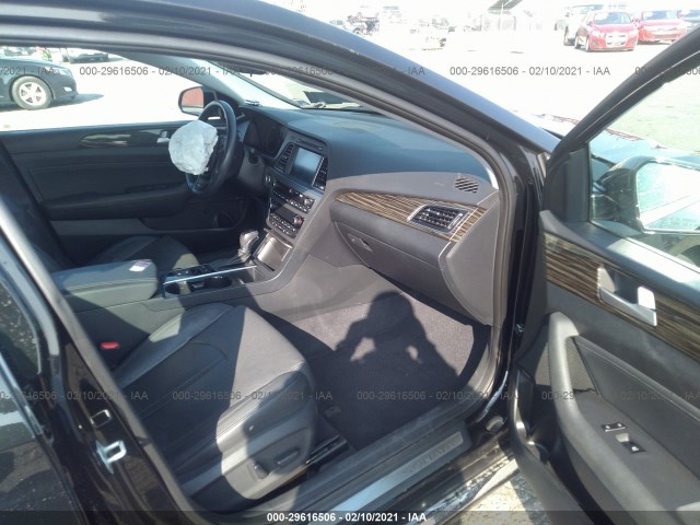 Photo 4 VIN: 5NPE34AF6GH397976 - HYUNDAI SONATA 