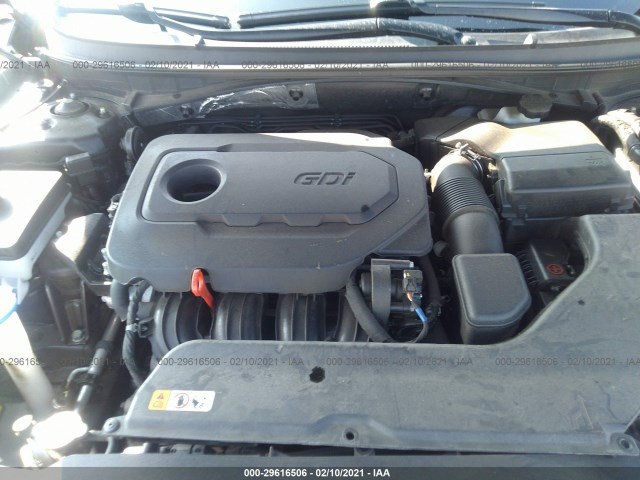 Photo 9 VIN: 5NPE34AF6GH397976 - HYUNDAI SONATA 