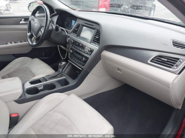 Photo 4 VIN: 5NPE34AF6GH416705 - HYUNDAI SONATA 