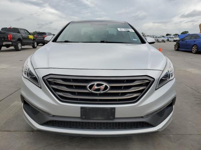 Photo 4 VIN: 5NPE34AF6GH436369 - HYUNDAI SONATA 