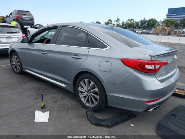 Photo 2 VIN: 5NPE34AF6HH437989 - HYUNDAI SONATA 