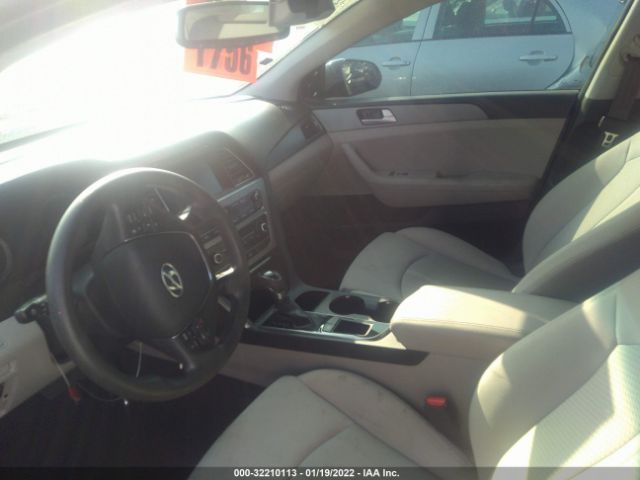 Photo 4 VIN: 5NPE34AF6HH452430 - HYUNDAI SONATA 