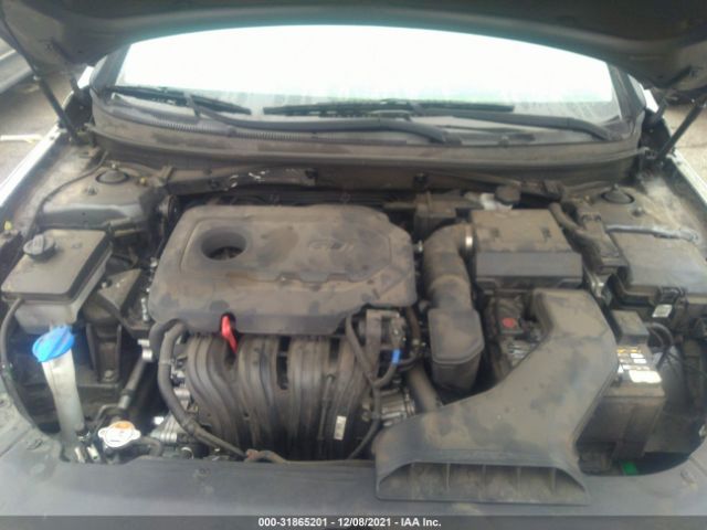 Photo 9 VIN: 5NPE34AF6JH622176 - HYUNDAI SONATA 