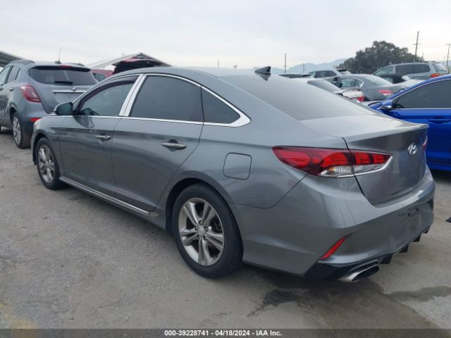 Photo 2 VIN: 5NPE34AF6JH622324 - HYUNDAI SONATA 