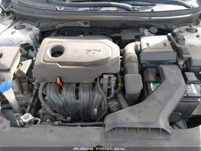 Photo 9 VIN: 5NPE34AF6JH626504 - HYUNDAI SONATA 