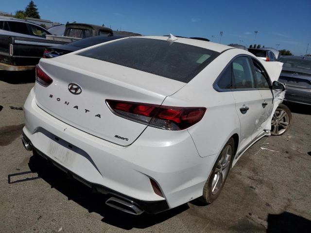 Photo 2 VIN: 5NPE34AF6JH633646 - HYUNDAI SONATA 