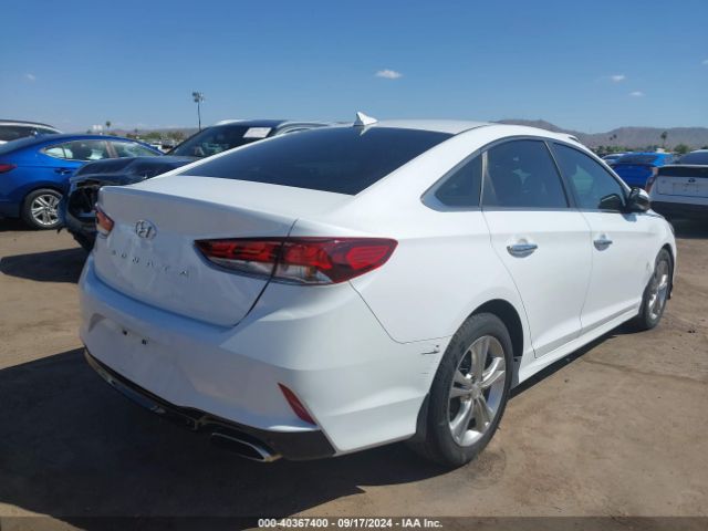 Photo 3 VIN: 5NPE34AF6JH634554 - HYUNDAI SONATA 