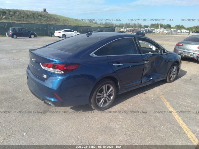 Photo 3 VIN: 5NPE34AF6JH647935 - HYUNDAI SONATA 