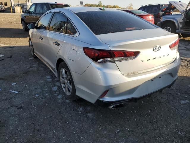 Photo 2 VIN: 5NPE34AF6JH663097 - HYUNDAI SONATA SPO 