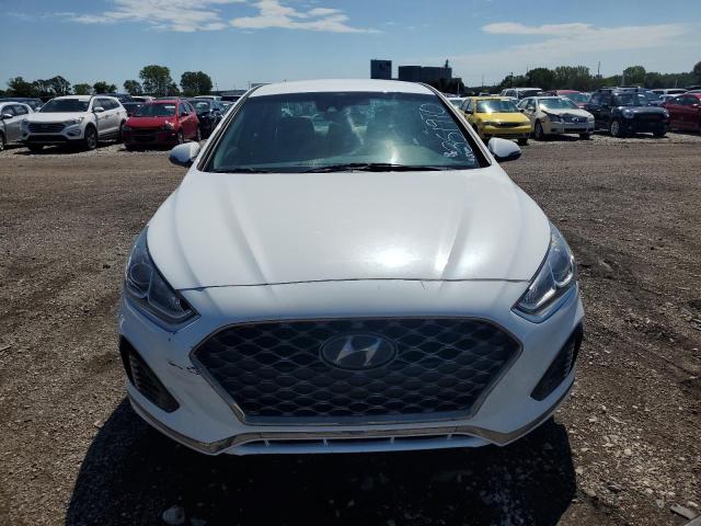 Photo 4 VIN: 5NPE34AF6KH738544 - HYUNDAI SONATA 