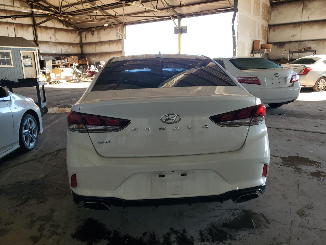 Photo 5 VIN: 5NPE34AF6KH758809 - HYUNDAI SONATA 