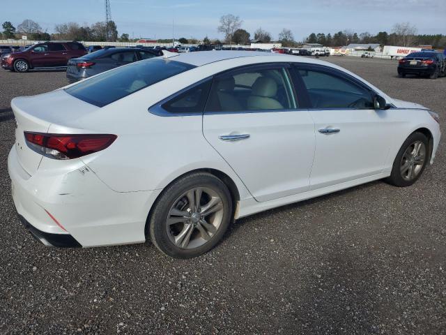 Photo 2 VIN: 5NPE34AF6KH766313 - HYUNDAI SONATA LIM 