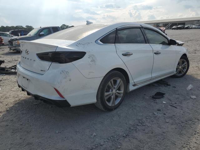 Photo 2 VIN: 5NPE34AF6KH767431 - HYUNDAI SONATA LIM 