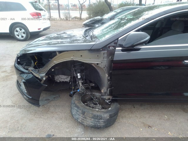 Photo 5 VIN: 5NPE34AF6KH767784 - HYUNDAI SONATA 