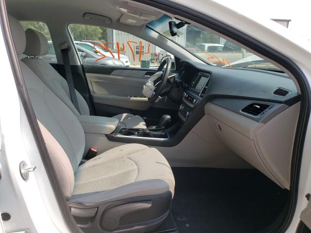 Photo 4 VIN: 5NPE34AF6KH792491 - HYUNDAI SONATA LIM 