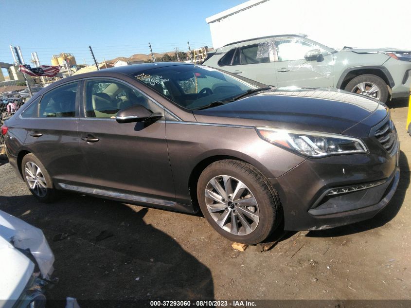 Photo 11 VIN: 5NPE34AF7FH086118 - HYUNDAI SONATA 