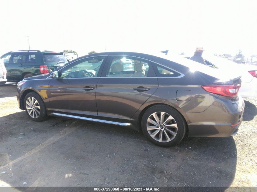 Photo 12 VIN: 5NPE34AF7FH086118 - HYUNDAI SONATA 