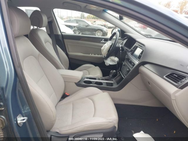 Photo 4 VIN: 5NPE34AF7FH247695 - HYUNDAI SONATA 