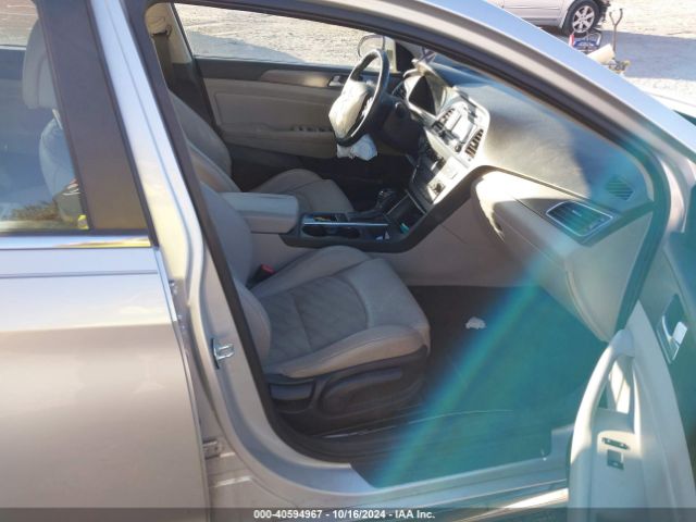 Photo 4 VIN: 5NPE34AF7FH252587 - HYUNDAI SONATA 