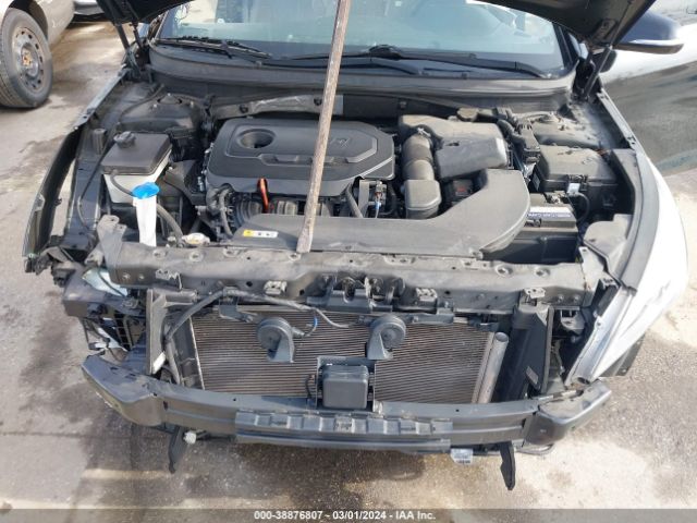 Photo 9 VIN: 5NPE34AF7GH393595 - HYUNDAI SONATA 