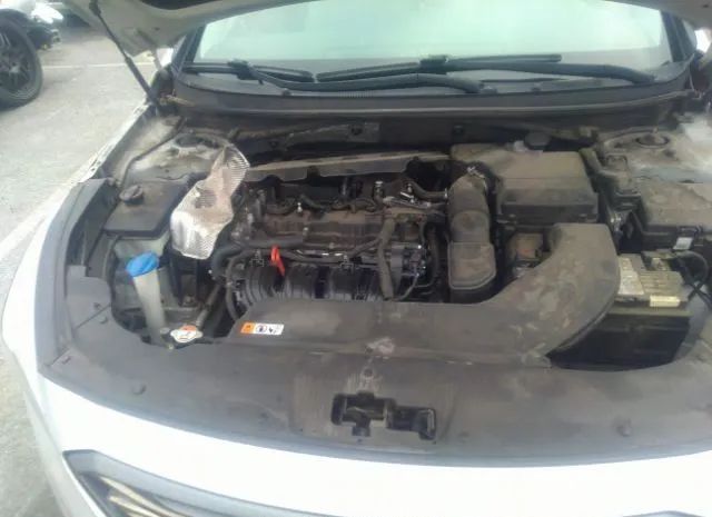 Photo 9 VIN: 5NPE34AF7GH407995 - HYUNDAI SONATA 