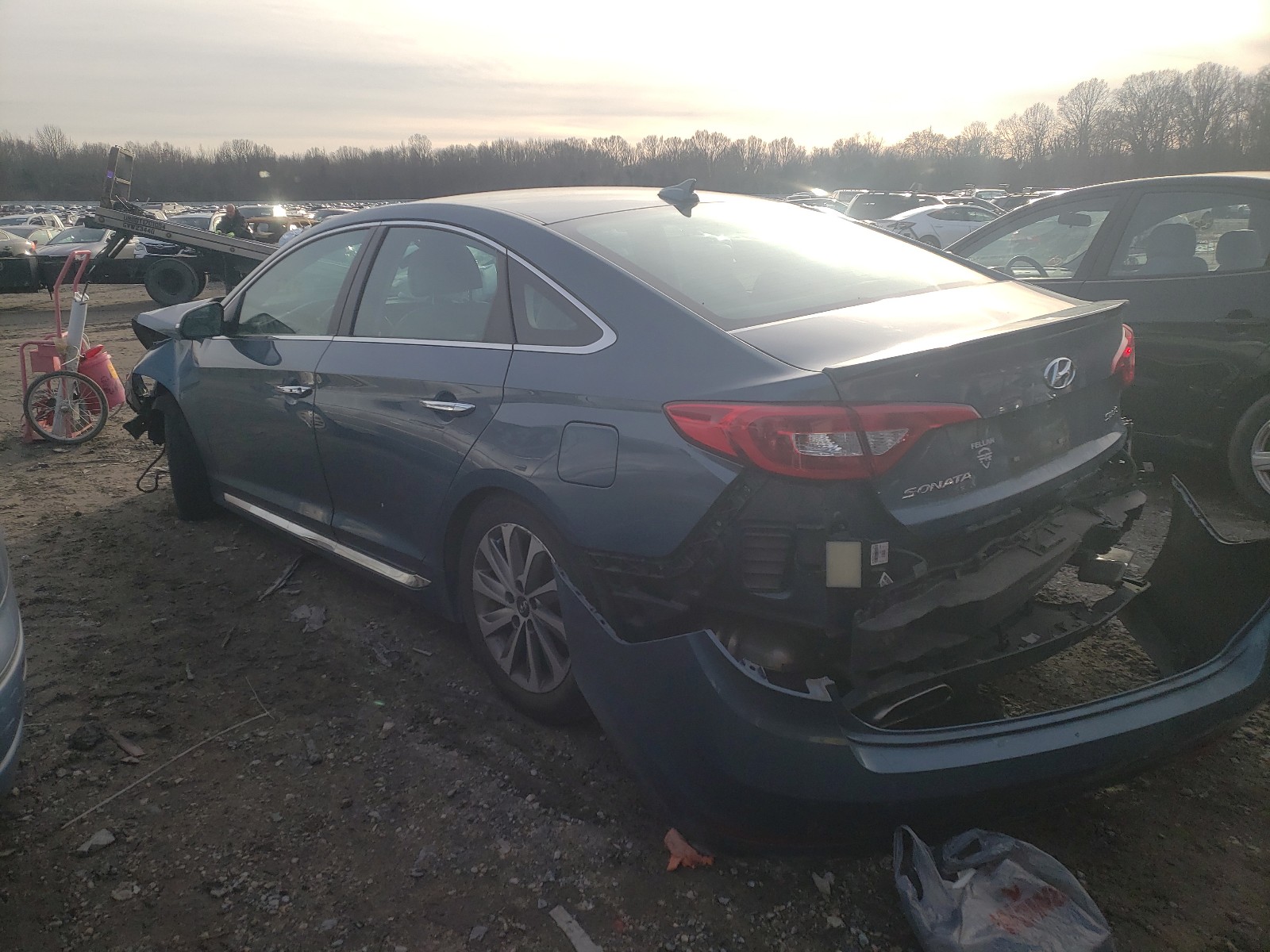 Photo 2 VIN: 5NPE34AF7GH416079 - HYUNDAI SONATA SPO 