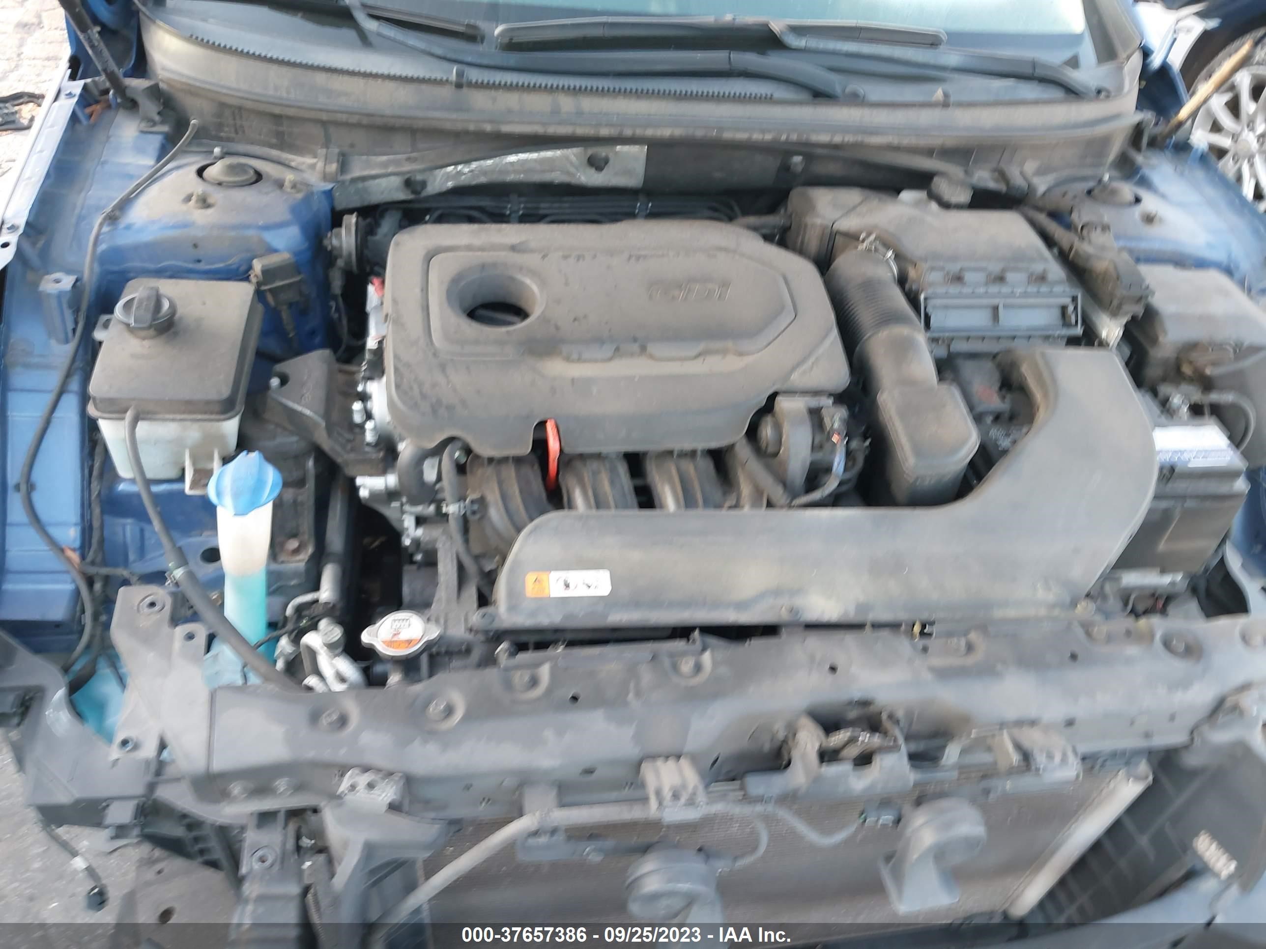 Photo 9 VIN: 5NPE34AF7HH460973 - HYUNDAI SONATA 