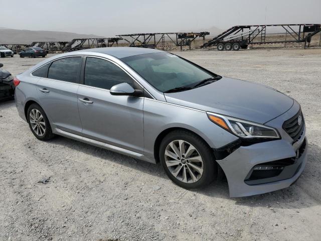 Photo 3 VIN: 5NPE34AF7HH479863 - HYUNDAI SONATA SPO 