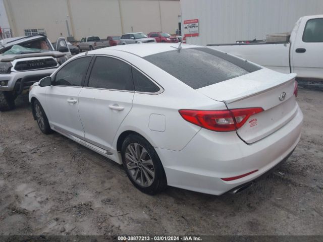 Photo 2 VIN: 5NPE34AF7HH510500 - HYUNDAI SONATA 