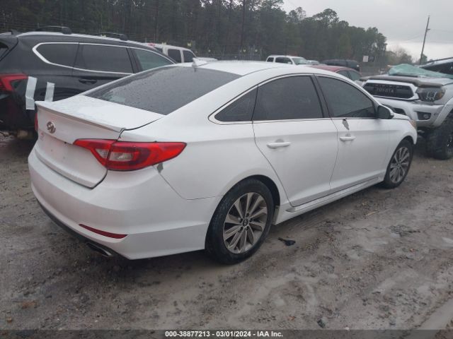 Photo 3 VIN: 5NPE34AF7HH510500 - HYUNDAI SONATA 