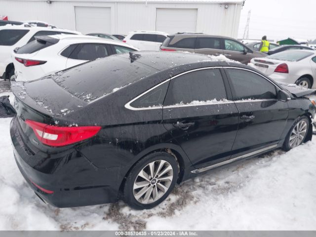 Photo 3 VIN: 5NPE34AF7HH556599 - HYUNDAI SONATA 