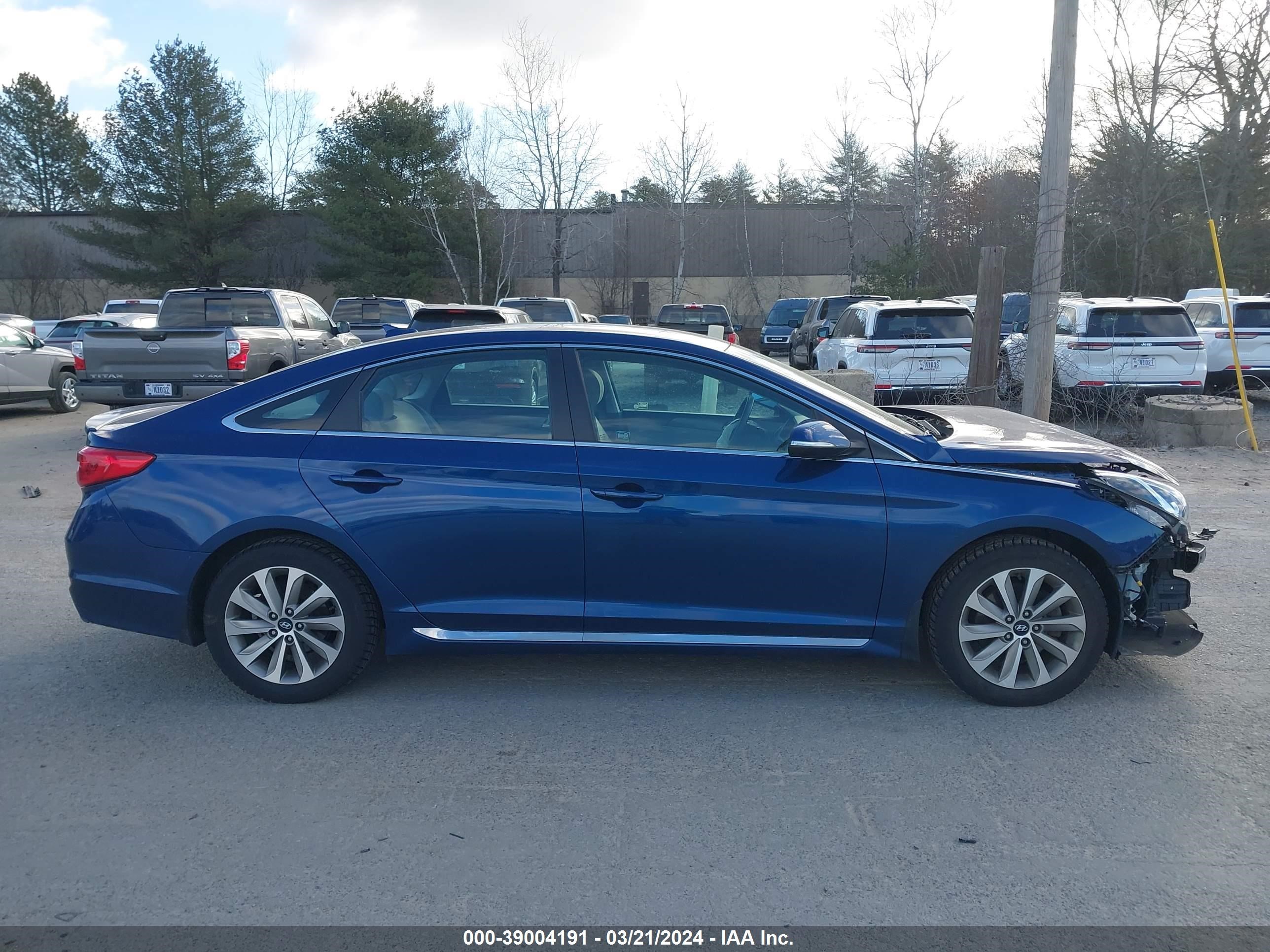 Photo 13 VIN: 5NPE34AF7HH556859 - HYUNDAI SONATA 