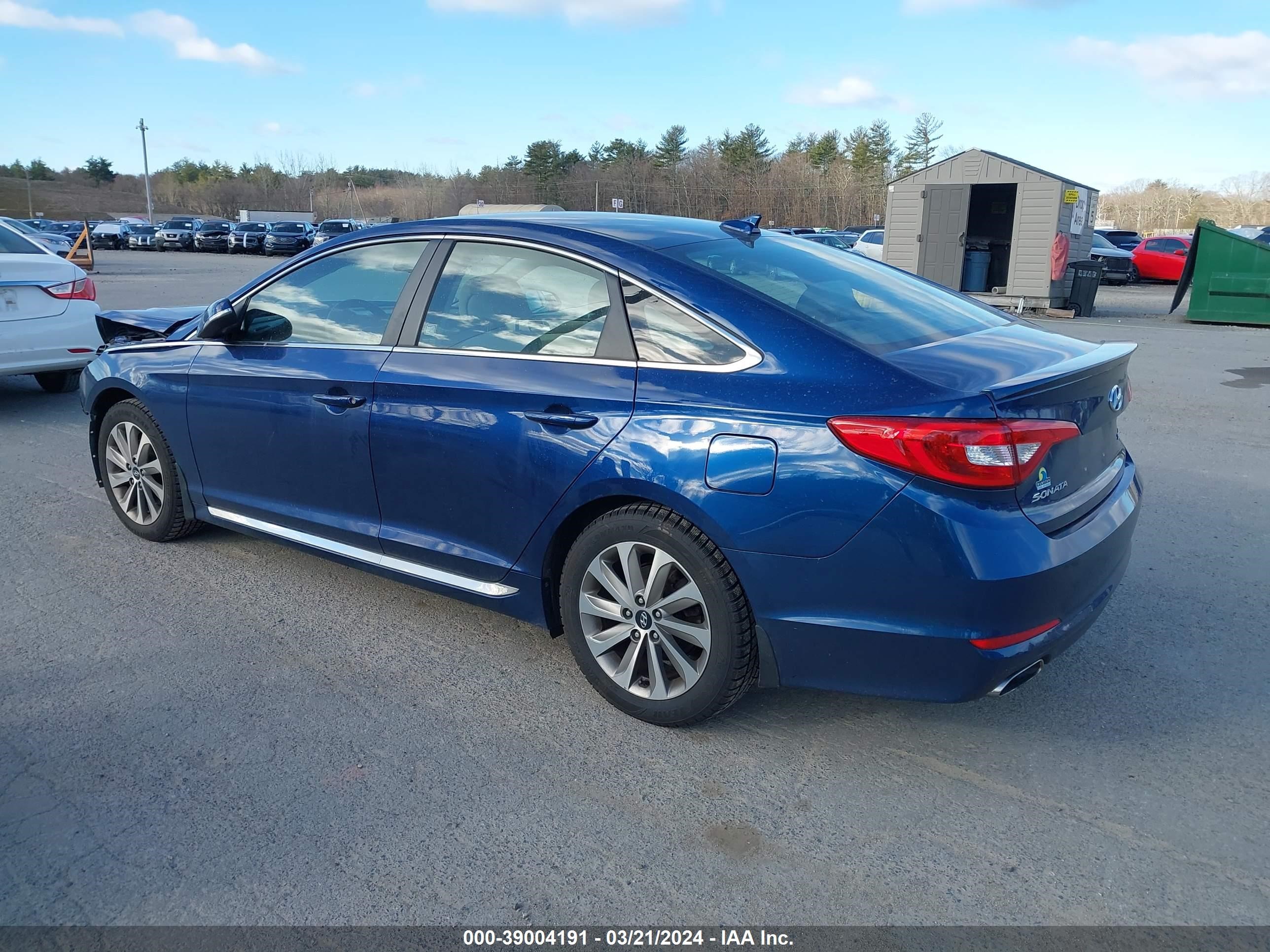 Photo 2 VIN: 5NPE34AF7HH556859 - HYUNDAI SONATA 