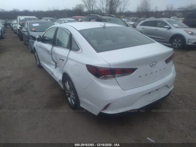 Photo 2 VIN: 5NPE34AF7JH603815 - HYUNDAI SONATA 