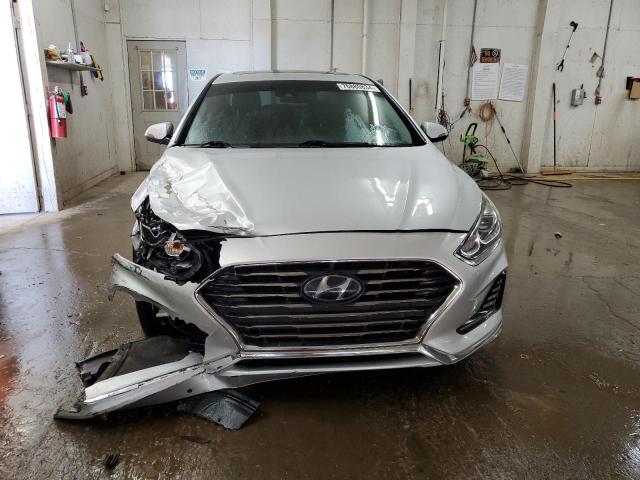 Photo 4 VIN: 5NPE34AF7JH604902 - HYUNDAI SONATA SPO 