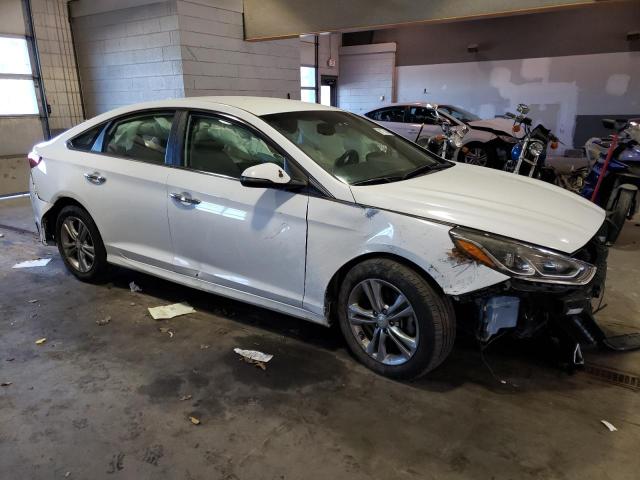 Photo 3 VIN: 5NPE34AF7JH608092 - HYUNDAI SONATA 