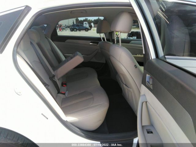 Photo 7 VIN: 5NPE34AF7JH655025 - HYUNDAI SONATA 