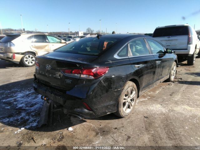 Photo 3 VIN: 5NPE34AF7JH657051 - HYUNDAI SONATA 