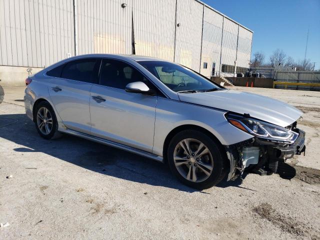 Photo 3 VIN: 5NPE34AF7JH659365 - HYUNDAI SONATA 