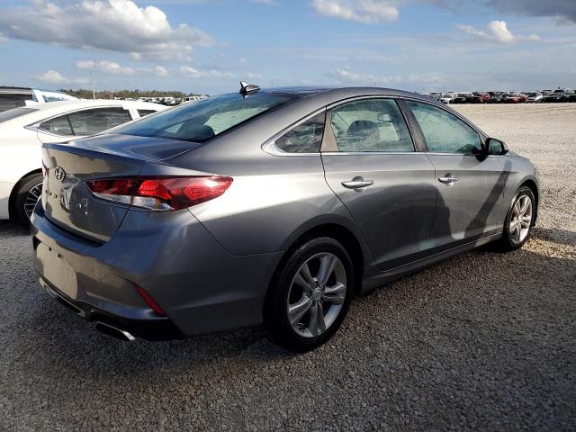 Photo 2 VIN: 5NPE34AF7JH670270 - HYUNDAI SONATA SPO 