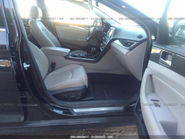 Photo 4 VIN: 5NPE34AF7JH705924 - HYUNDAI SONATA 