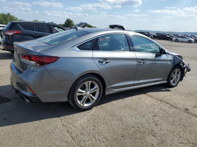 Photo 2 VIN: 5NPE34AF7JH723730 - HYUNDAI SONATA 