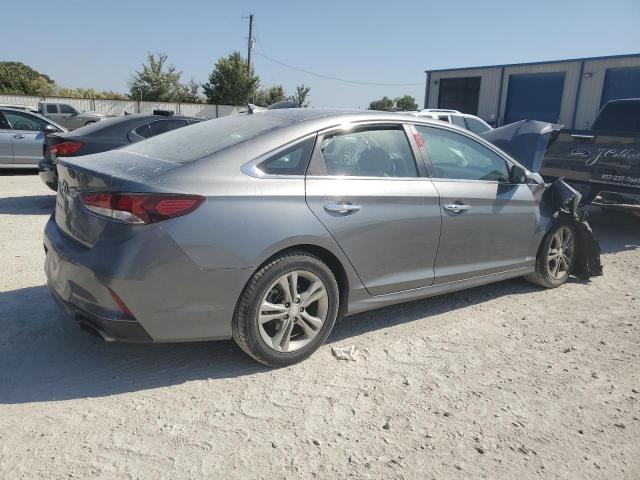 Photo 2 VIN: 5NPE34AF7KH742800 - HYUNDAI SONATA LIM 