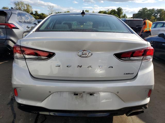 Photo 5 VIN: 5NPE34AF7KH749715 - HYUNDAI SONATA LIM 