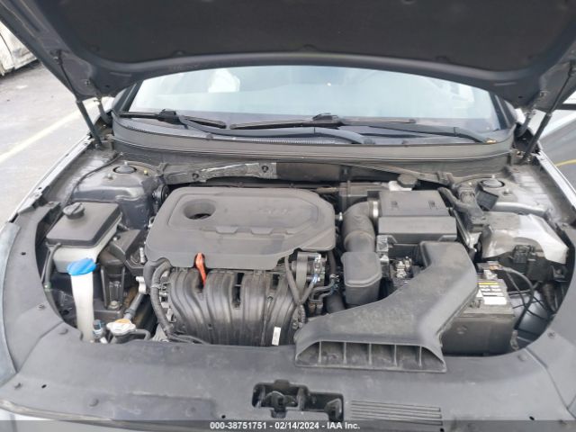 Photo 9 VIN: 5NPE34AF7KH753540 - HYUNDAI SONATA 