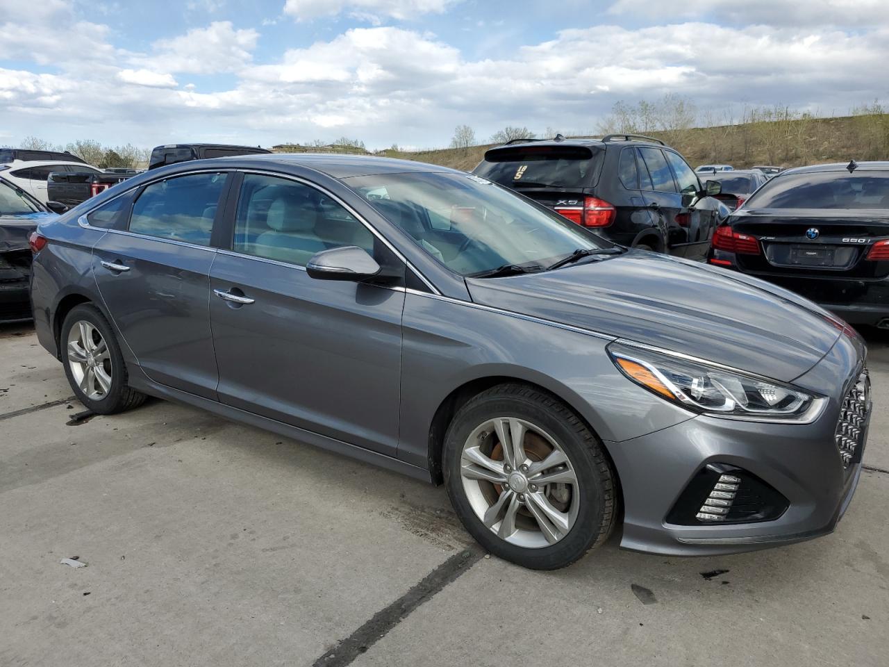 Photo 3 VIN: 5NPE34AF7KH786635 - HYUNDAI SONATA 