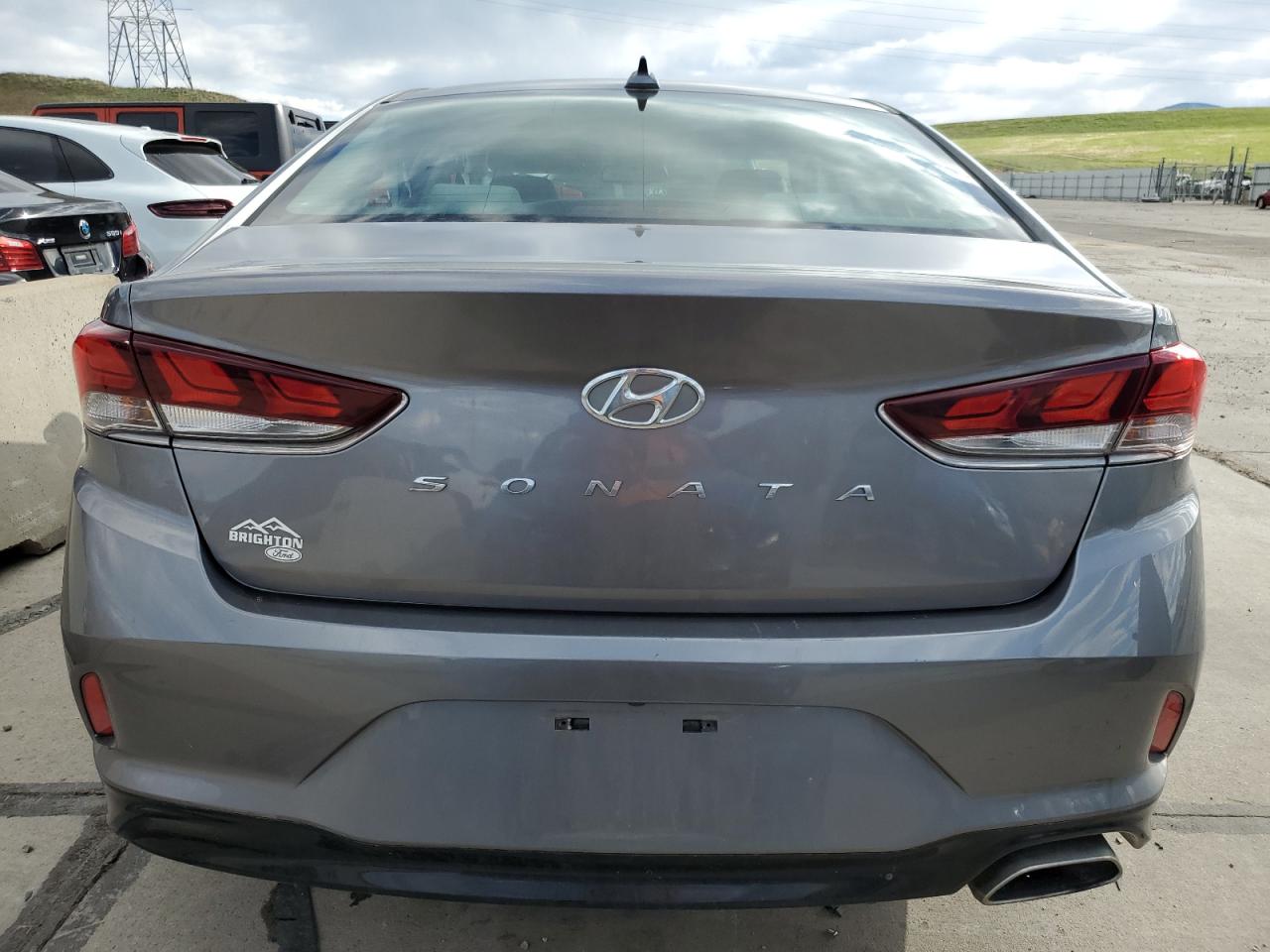 Photo 5 VIN: 5NPE34AF7KH786635 - HYUNDAI SONATA 