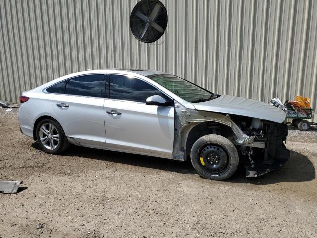 Photo 3 VIN: 5NPE34AF7KH790085 - HYUNDAI SONATA LIM 